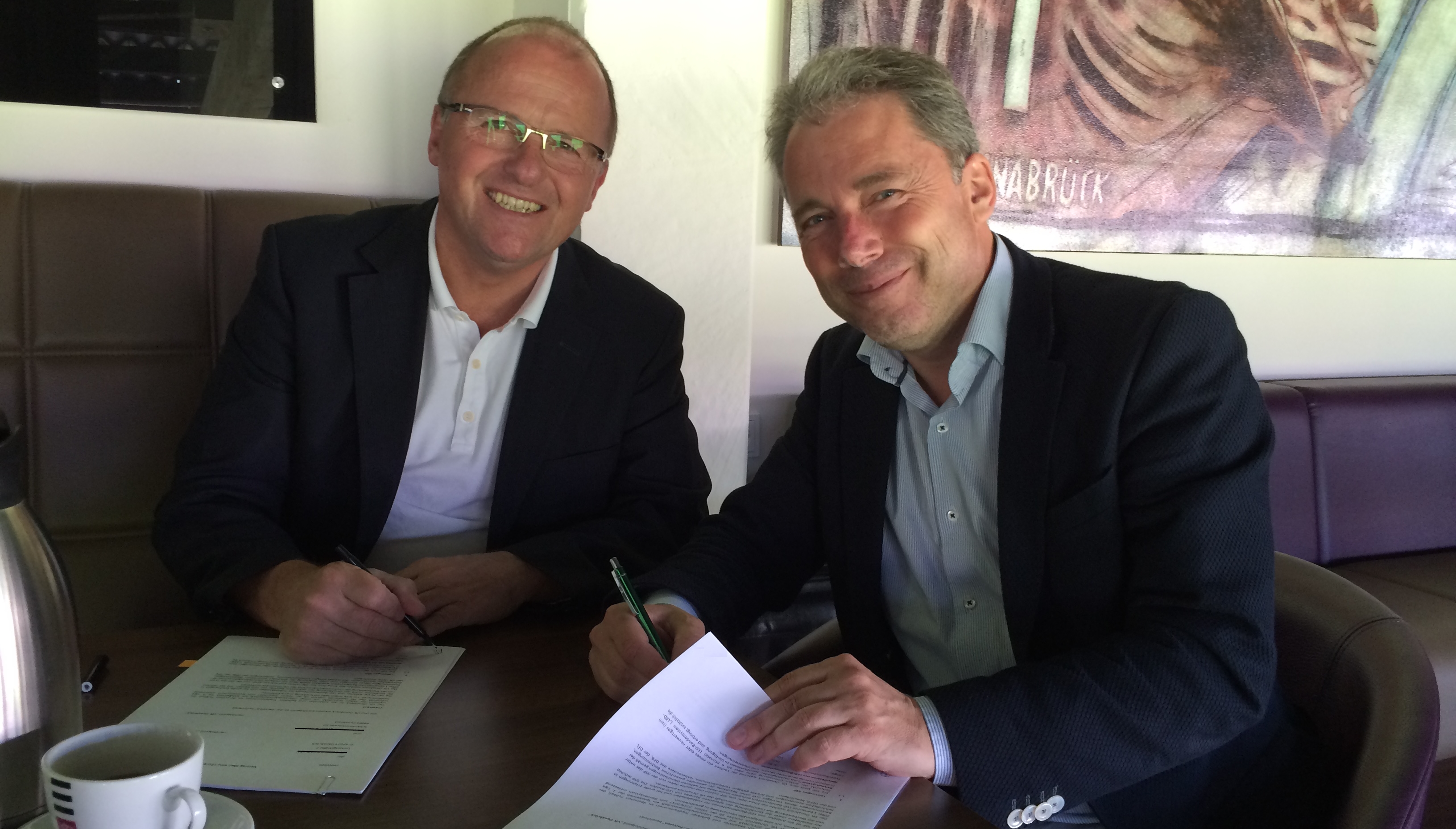 VfL Osnabrück and SportLED join into a long term partnership
